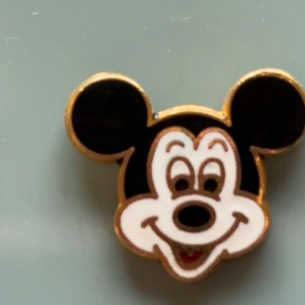NWT Vintage Disney Mickey Mouse Earrings